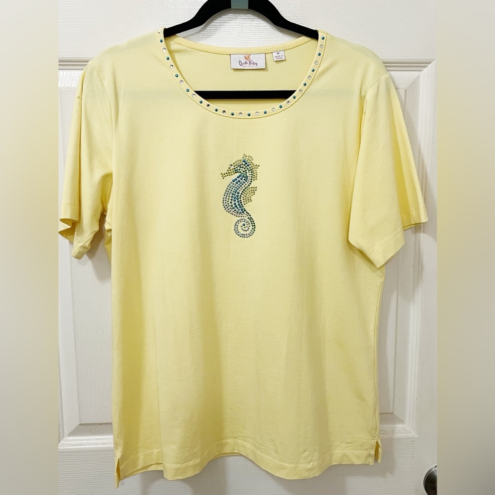 New The Quacker Factory Yellow Rhinestone top Size Medium